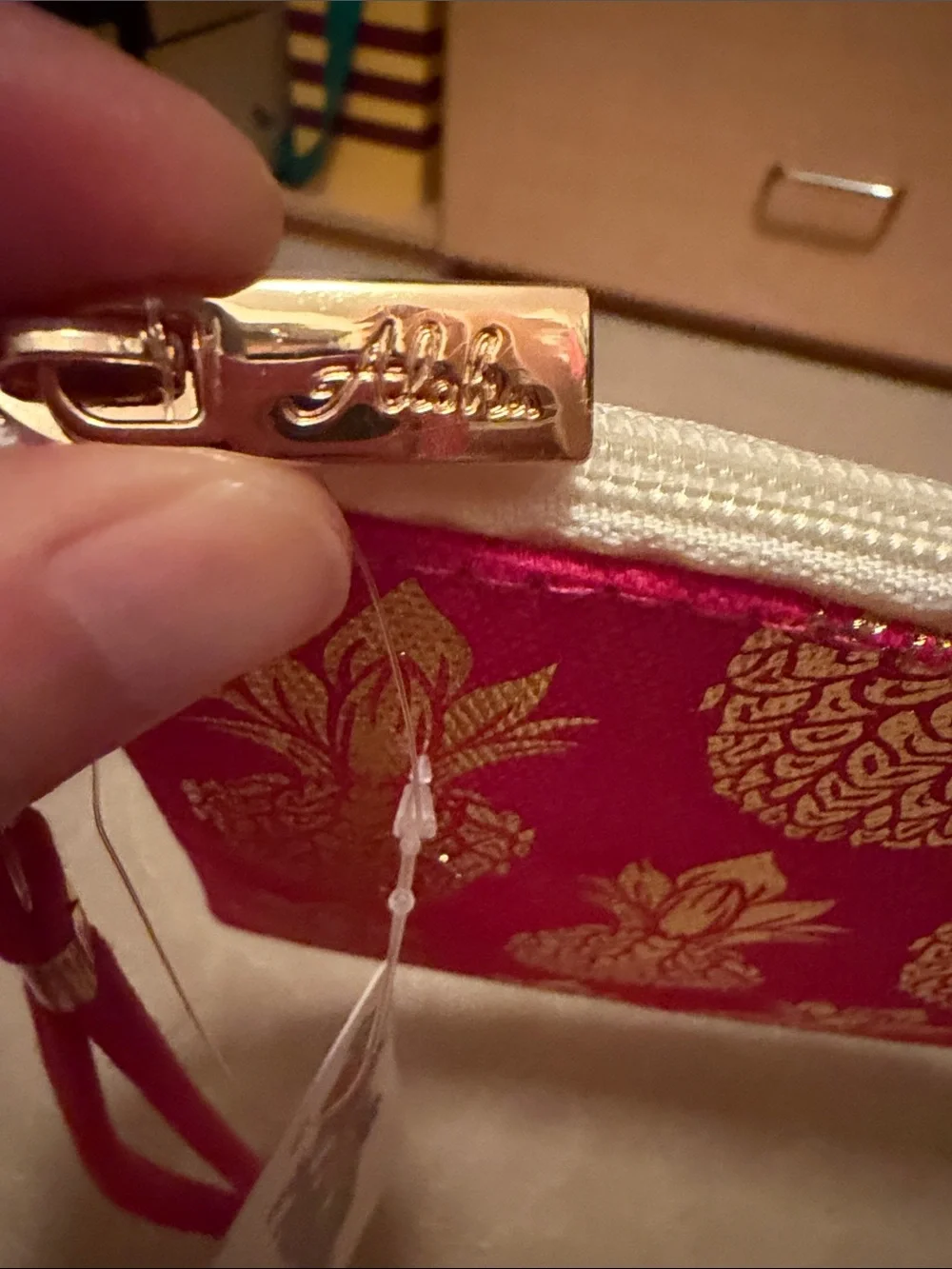 ALOHAS Pink Wristlet with Gold Pineapple Print